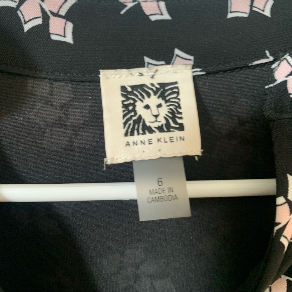 Anne Klein Sleeveless Dress w/Pockets Size 6 Lined Black w/Pink Print - Picture 2 of 11